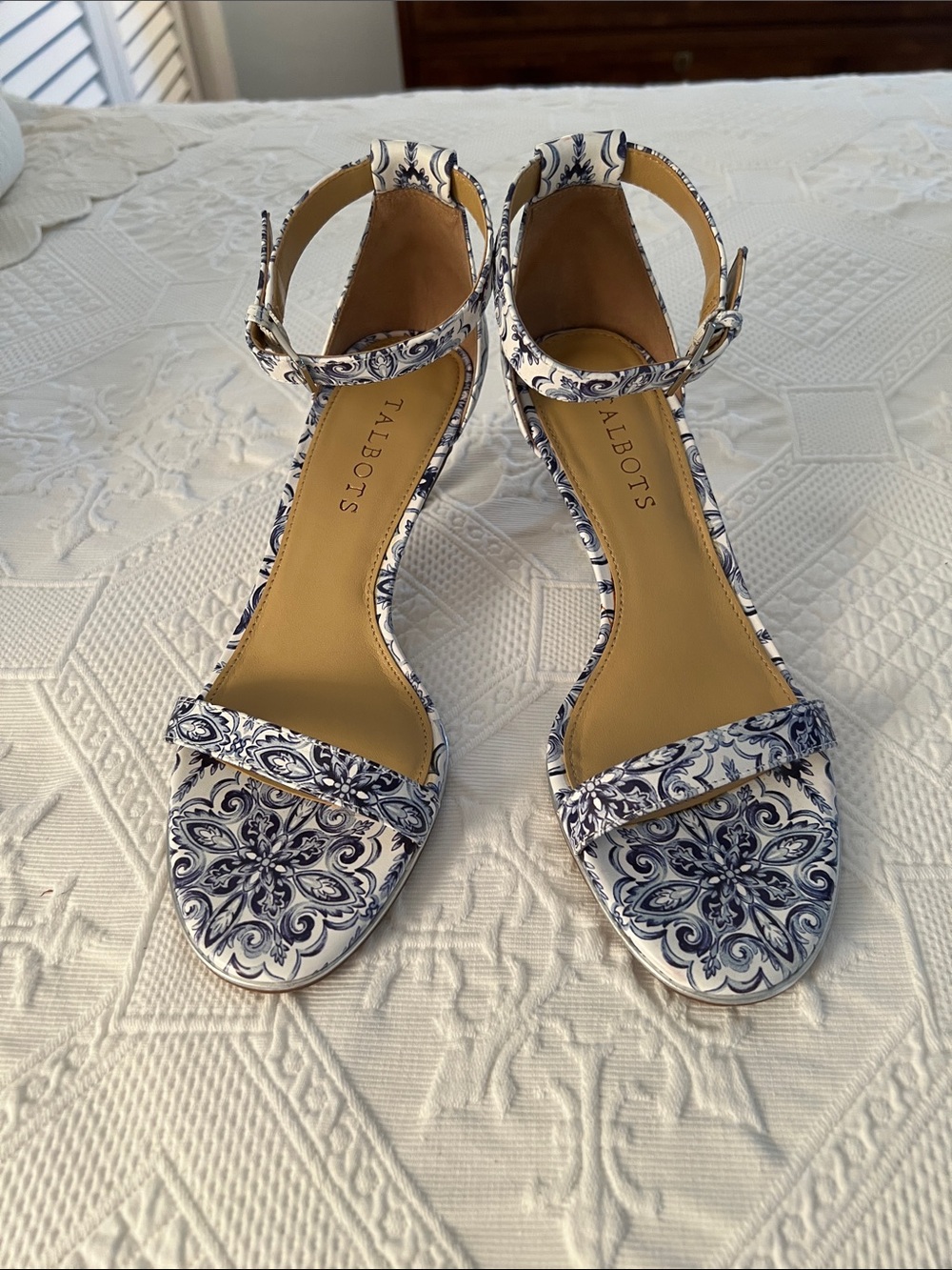 TALBOTS GRECIAN TILE LEATHER ANKLE STRAP HIGH HEELS